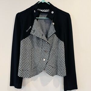 🔥People like Frank Black and White Chevron Women's Jacket🔥